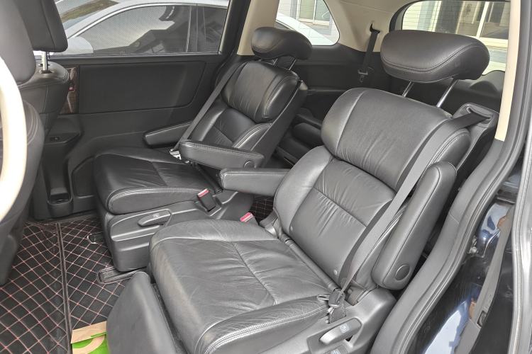 Used Honda Odyssey 2017 2.4L Supreme Edition Left Rear Seat