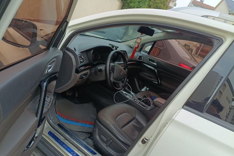 Used GAC Trumpchi GS4 2017 235T Automatic Two-Wheel Drive Prestige Edition Interior 3