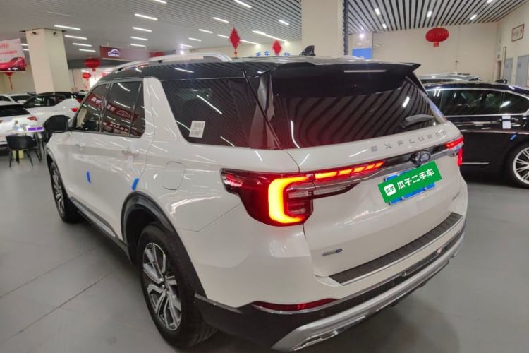 Used Ford Explorer 2023 EcoBoost 285 Four-Wheel Drive Titanium Edition 6 Seats Exterior 2