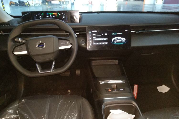 Used CHANGAN OSHAN 520 2025 Standard Edition Center Console