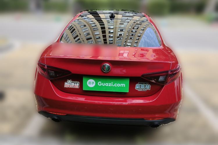 Used Alfa Romeo Giulia 2019 2.0T 280HP Black Package Limited Edition
