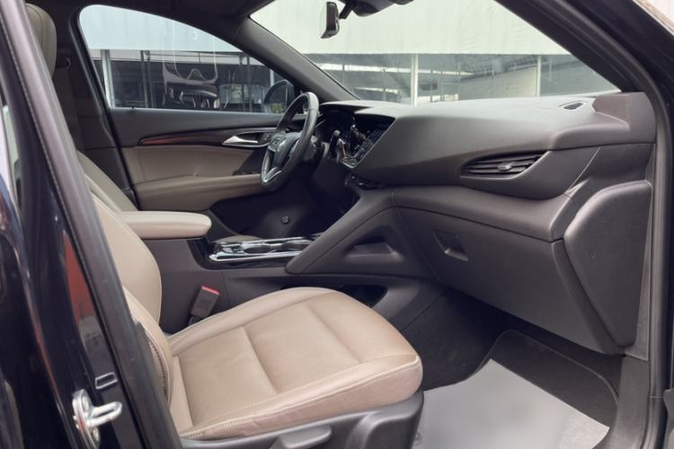 Used Buick Envision 2021 Encore Plus 652T Five-Seat Luxury Model Right Front Seat