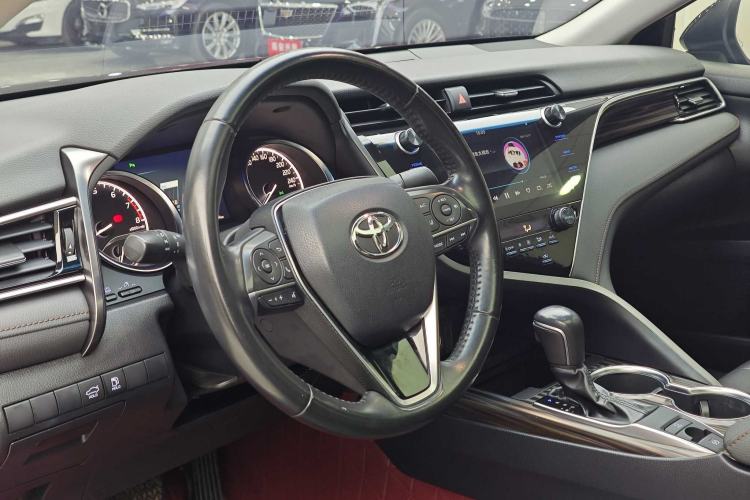 Used Toyota Camry 2019 Revised Version 2.0G Luxury Edition Interior 1