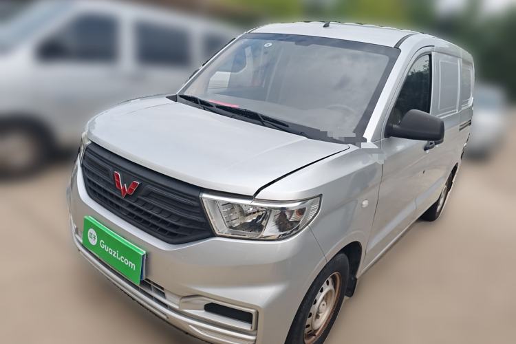 Used Wuling Hongguang V 2021 1.5L Jingqu Edition Enclosed-Window Vehicle LAR