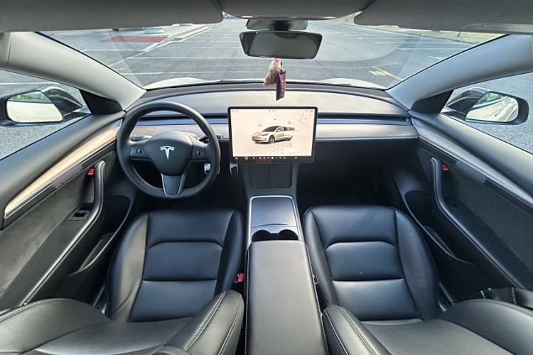 Used Tesla Model 3 2022 Rear-Wheel-Drive Version
