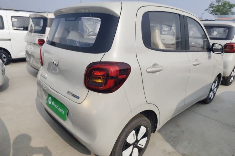 Used Wuling Hongguang MINIEV 2025 Four-Door Version Advanced Edition
