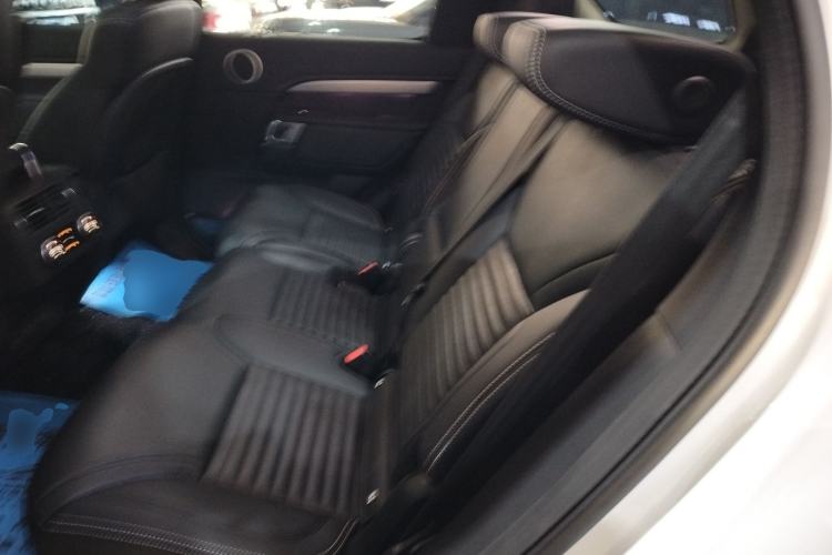 Used Land Rover Discovery 2024 360 PS Dynamic SE
