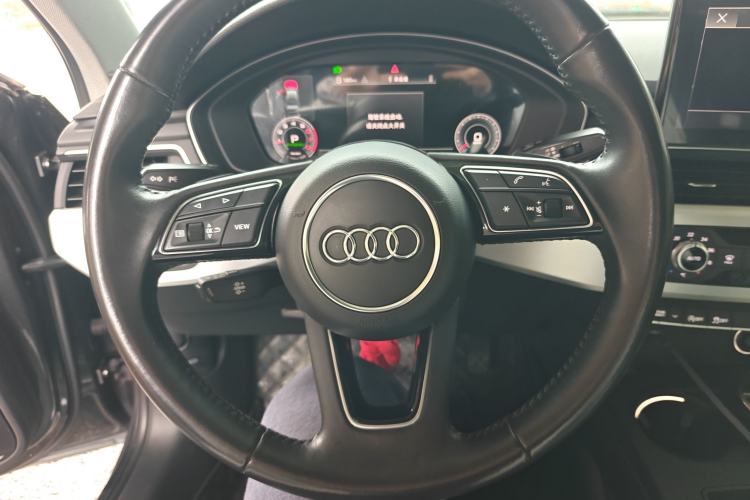 Used Audi A4L 2022 40 TFSI Fashion Dynamic Model