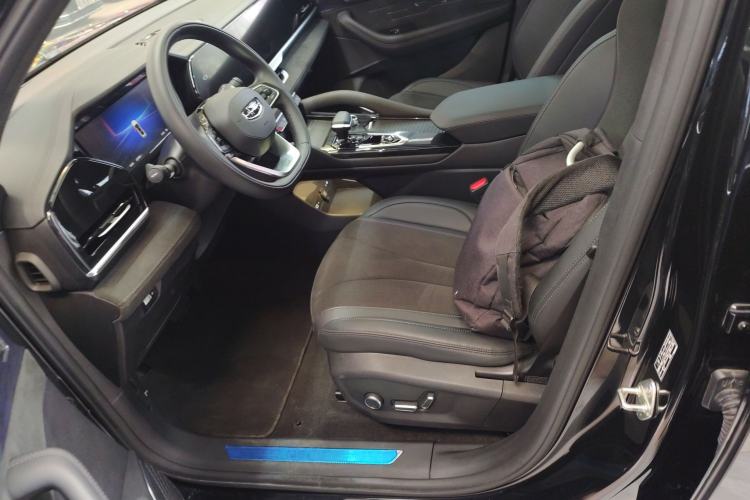 Used Geely Auto Monjaro L 2024 2.0TD High-Power Automatic Two-Wheel Drive Yunqi Version