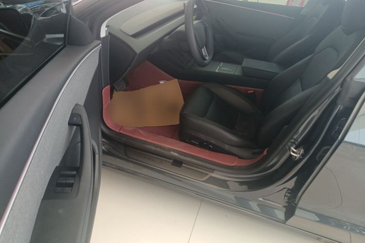 Used Tesla Model 3 2023 Rear-Wheel-Drive Version
