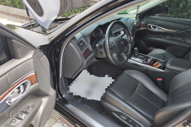 Used Infiniti Q70 2019 Q70L 2.0T Elite Plus Version
