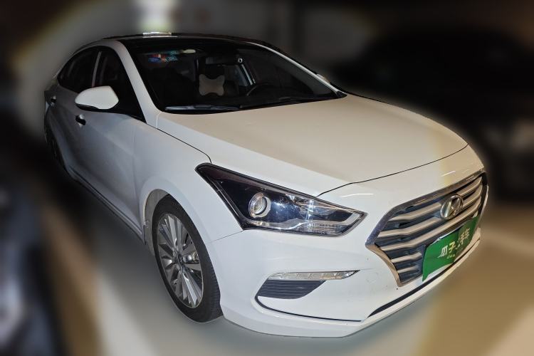 Used Hyundai Mistra 2019 1.8L Automatic Deluxe DLX Model China VI Standard Front Right 45 Deg