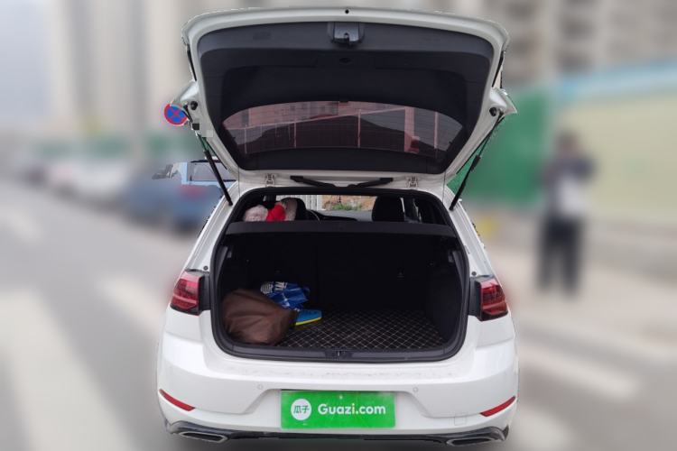 Used Volkswagen Golf 2018 280TSI Automatic R-Line Model
