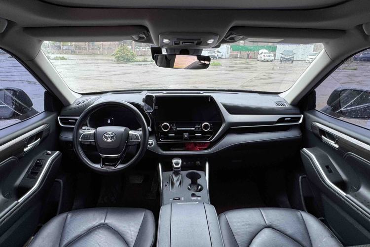 Used Toyota Highlander 2024 2.5L Smart Electric Hybrid Dual-Engine Four-Wheel Drive Prestige Version – 7 Seats