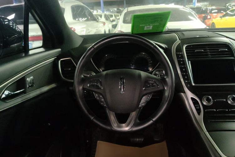 Used Lincoln MKX 2018 2.0T Two-Wheel Drive Deluxe Edition
