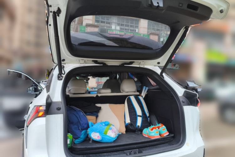 Used Geely Galaxy L7 2023 1.5T 115 km Starship Trunk