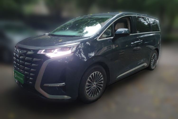 Used Denza D9 2022 DM-i 970 Four-Wheel Drive Prestige Model