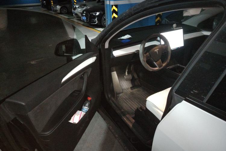 Used Tesla Model Y 2021 Standard Range Rear-Wheel Drive Version