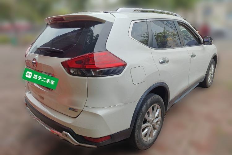 Used Nissan X-Trail 2017 2.0L CVT Comfort Edition 2WD Rear Right 45 Deg