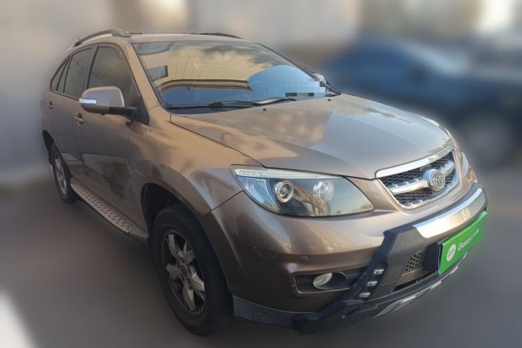 Used BYD S6 2013 Jingyue Edition 2.0L Manual Luxury Model 5 Seats
