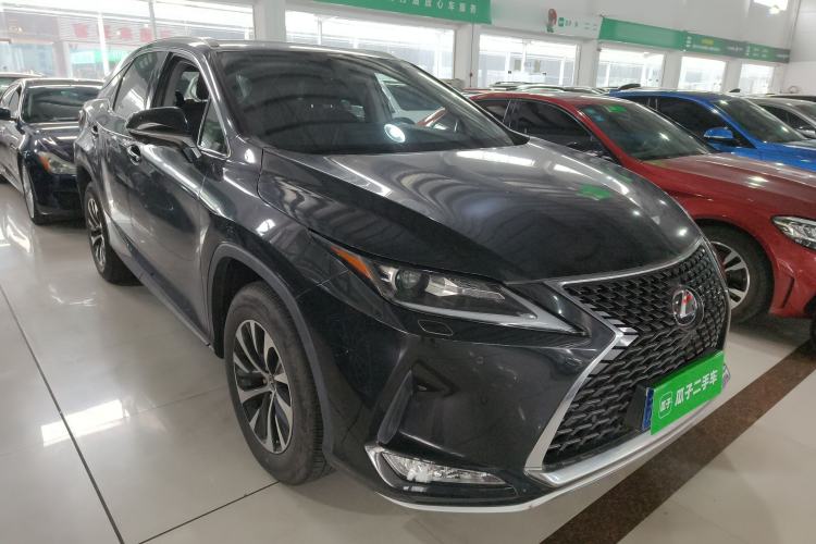 Used Lexus RX 2020 Revised Version 300 Two-Wheel Drive Elite Edition Front Right 45 Deg