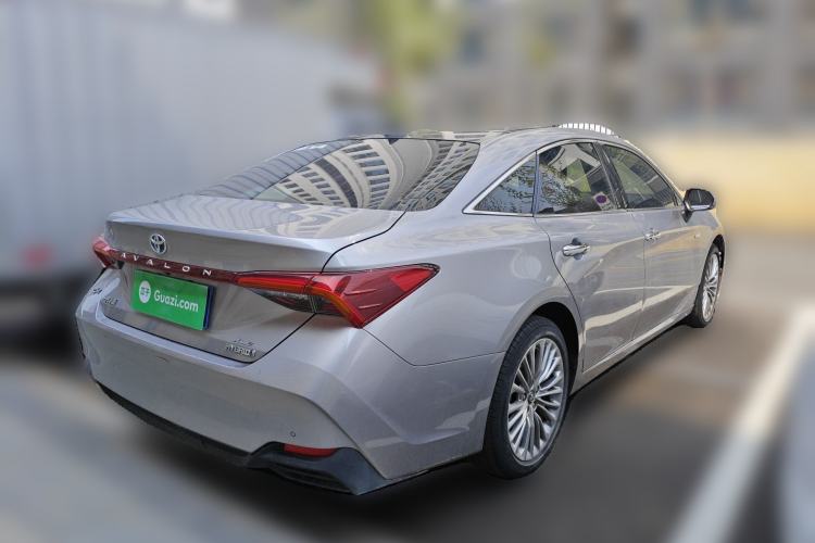 Used Toyota Avalon 2019 Dual-Engine 2.5L XLE Prestige Version China VI Standard Rear Right 45 Deg