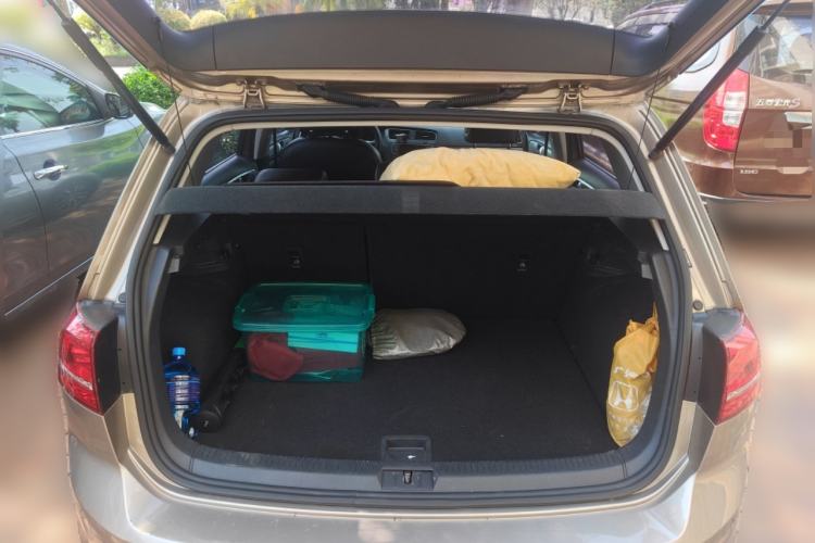 Used Volkswagen Golf 2016 230TSI Automatic Luxury Version
