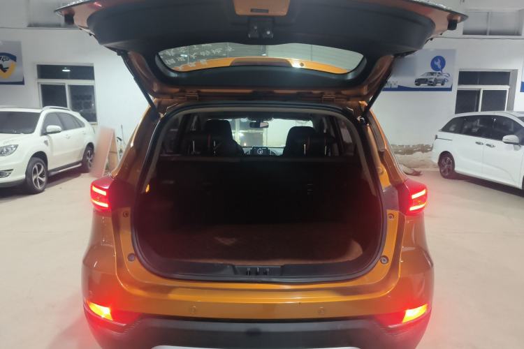 Used Dongfeng Aeolus AX5 2017 1.4T Automatic Quyue Model
