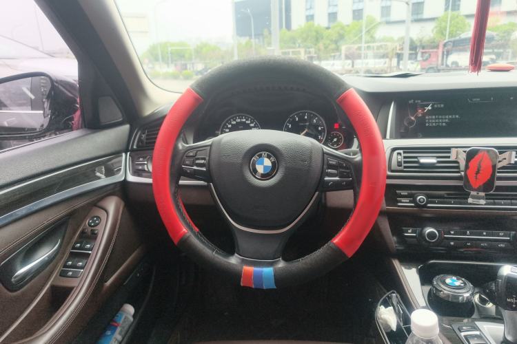 Used BMW 5 Series 2014 525Li Luxury Design Package
