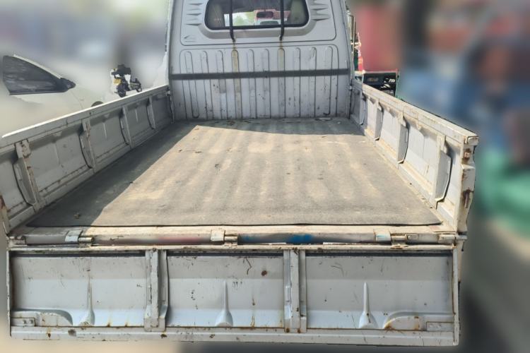 Used Wuling Rongguang Small Truck 2012 1.2L Double-Cab Basic Version LAQ Trunk