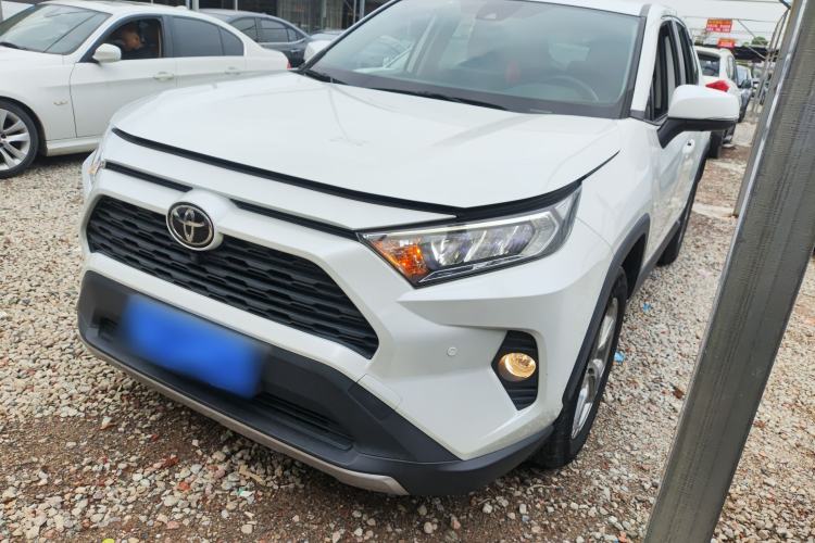 Used Toyota RAV4 2021 2.0L CVT Two-Wheel Drive Fashion Edition