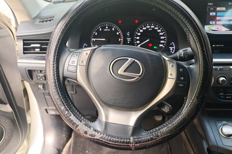 Used Lexus ES 2013 250 Elite Edition Steering Wheel