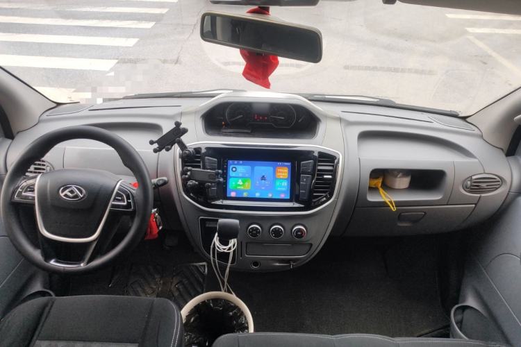 Used SAIC MAXUS Xintu V80 2019 2.5T Classic Model AMT Aoyuntong Long Wheelbase Mid-Roof 7-Seater
