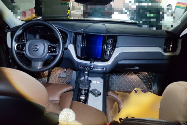 Used Volvo XC60 2020 T5 4x4 Smart Luxury Edition