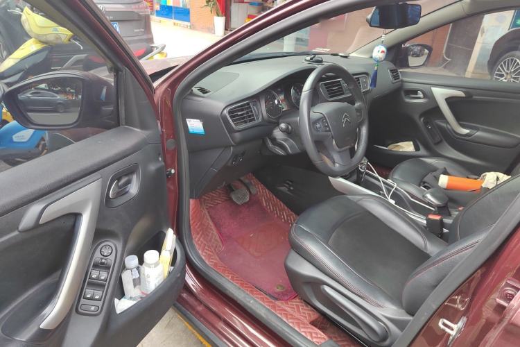 Used Citroen C3-XR 2015 1.6L Automatic Pioneer Model Driver Seat