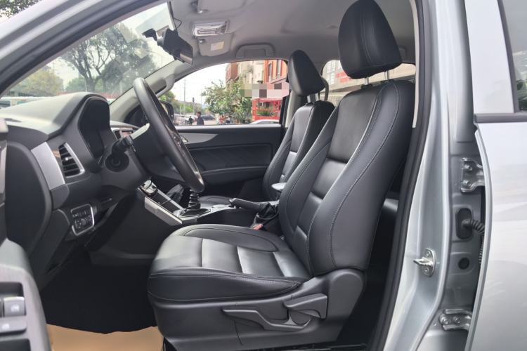 Used Great Wall Poer 2019 2.0T Commercial Version Manual Diesel Two-Wheel Drive Elite Long-Box GW4D20M Left Front Seat