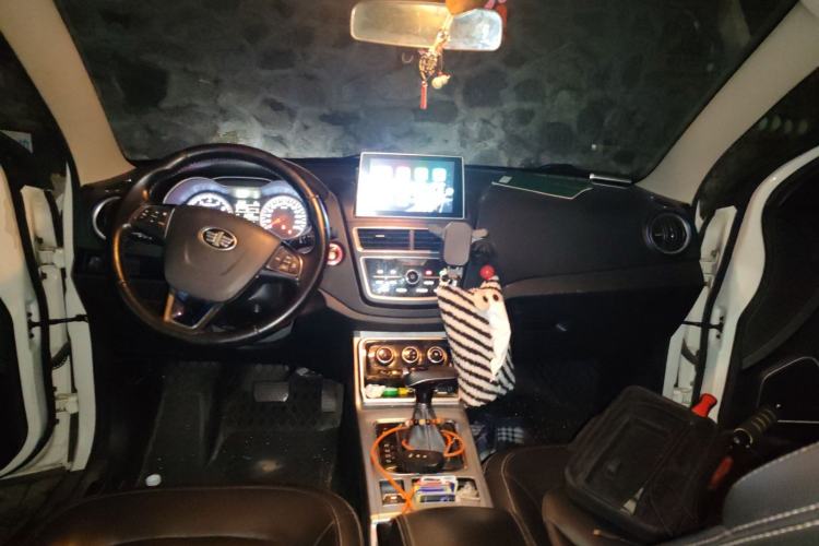 Used Bestune X40 2019 1.6L Automatic Luxury Edition China VI