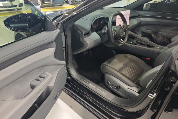 Used Zeekr 001 2024 WE Edition 95 kWh All-Wheel Drive Driver Seat