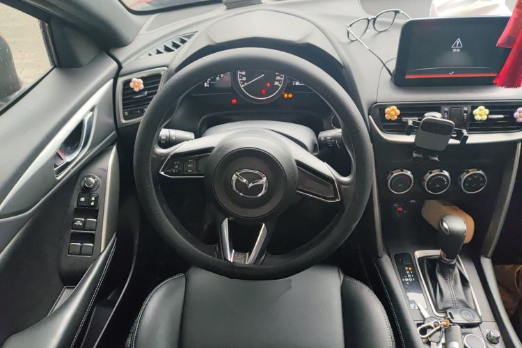 Used Mazda CX-4 2018 2.0L Automatic Two-Wheel Drive Blue Sky Dynamic Version China VI Standard