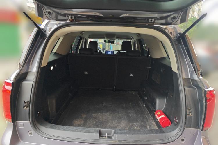 Used Haval H5 2023 2.0T Manual Two-Wheel Drive Return-to-Order Custom Edition Gasoline
