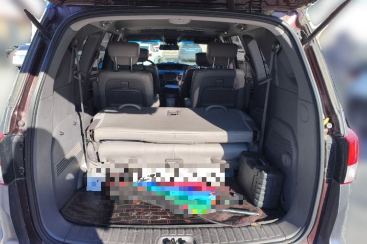 Used SsangYong Rodius 2014 2.0T Diesel Two-Wheel Drive Luxury Navigation Edition