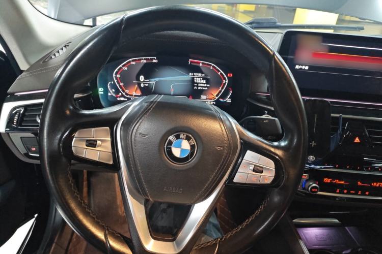 Used BMW 5 Series 2021 525Li Luxury Package Steering Wheel