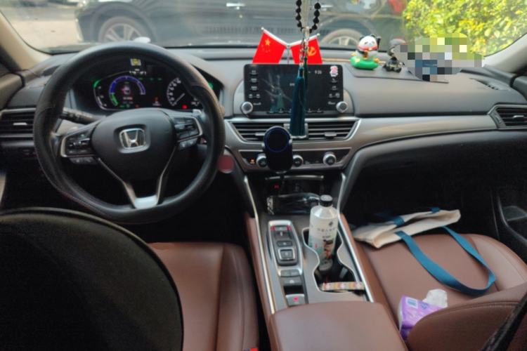Used Honda Accord 2018 Rui Hybrid 2.0L Rui Ling Edition China VI Center Console