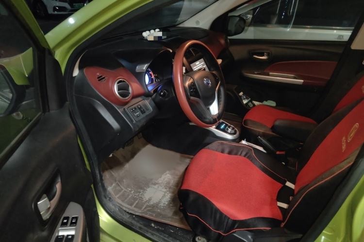 Used CHANGAN Benni 2015 1.4L IMT Prestige Model China V Standard
