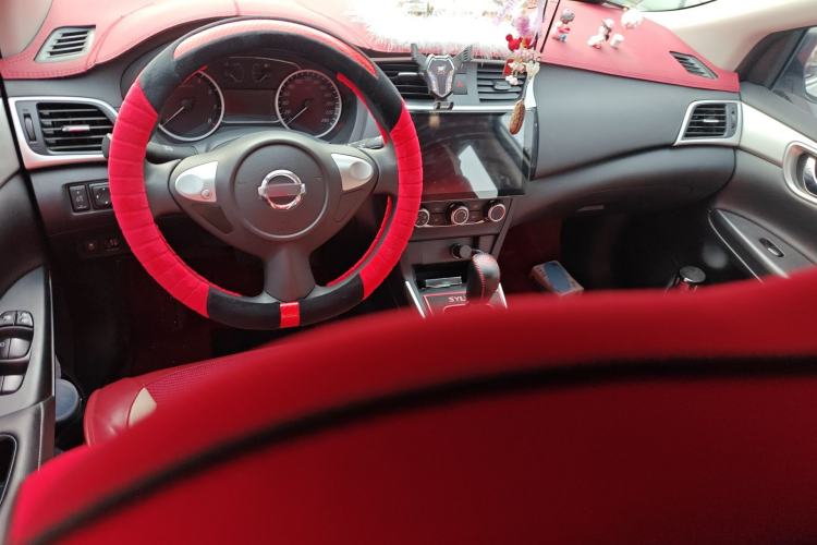 Used Nissan Sylphy 2024 Revised Version Classic 1.6XL CVT Luxury Edition Center Console