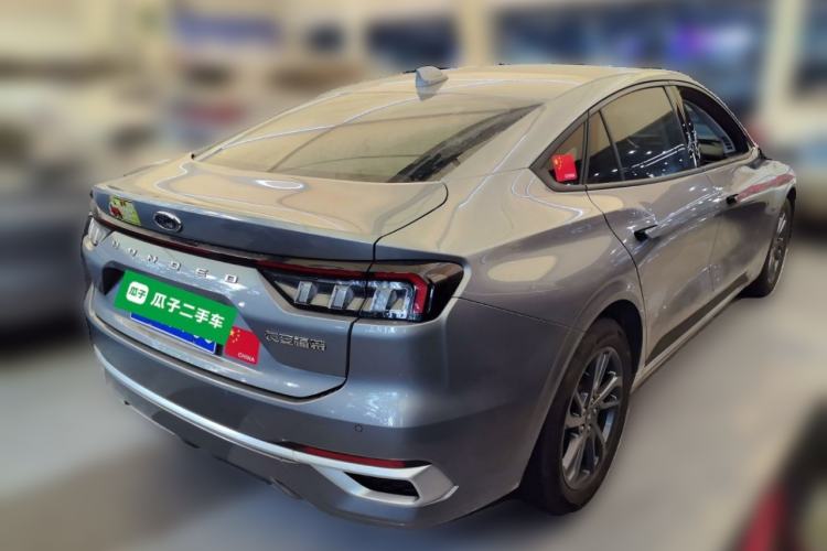 Used Ford Mondeo 2025 2.0T EcoBoost Luxury Version Rear Right 45 Deg