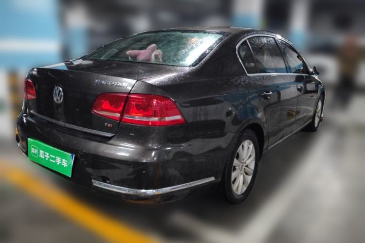 Used Volkswagen Magotan 2013 1.8TSI Luxury Model Rear Right 45 Deg