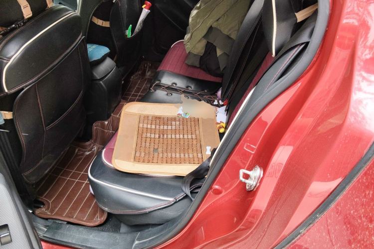 Used Mazda 3 Axela 2016 Sedan 1.5L Automatic Comfort Model