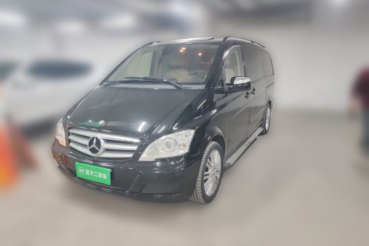 Used Mercedes-Benz Viano 2013 3.5L Haoci version