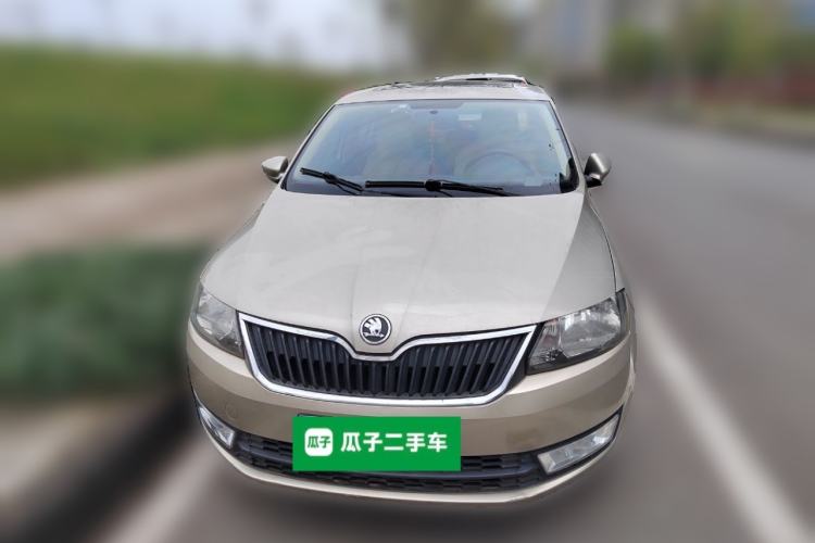 Used Skoda Rapid 2013 1.6L Automatic Smart Selection Model
